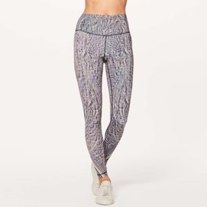 Lululemon Wunder Under Hi-rise tight.